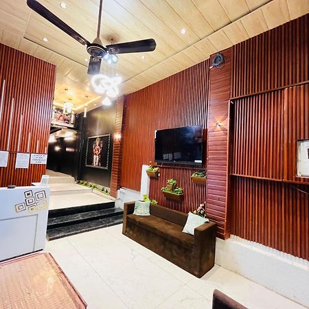 Pallav Guest House Ujjain Exterior photo