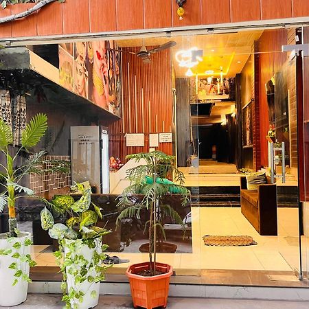 Pallav Guest House Ujjain Exterior photo