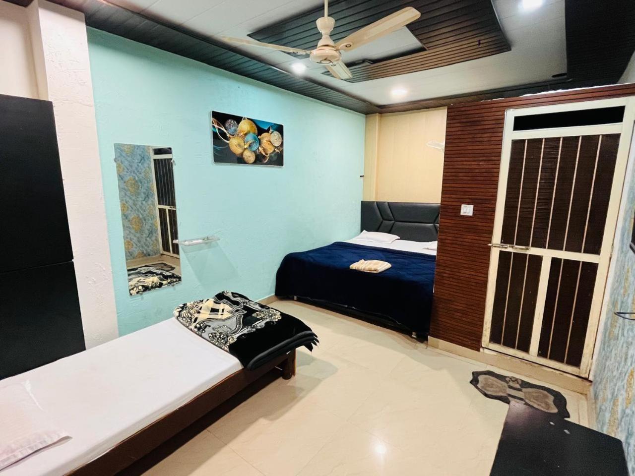 Pallav Guest House Ujjain Exterior photo