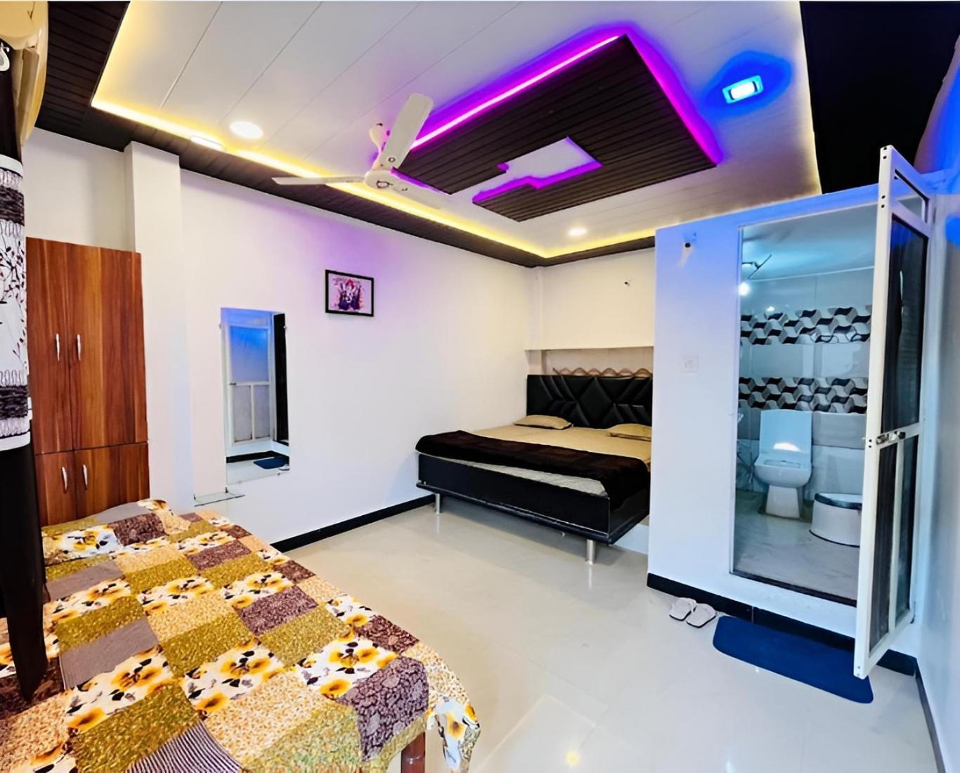 Pallav Guest House Ujjain Exterior photo